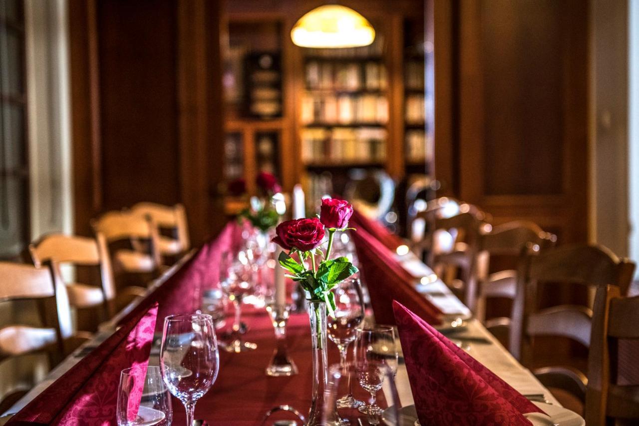 Hotel Forest Hills Zirc Extérieur photo