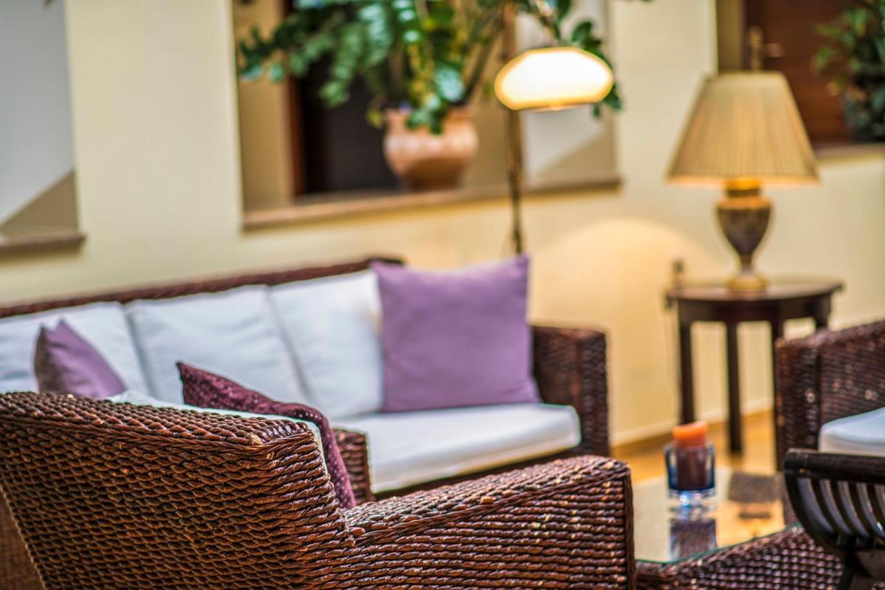 Hotel Forest Hills Zirc Extérieur photo