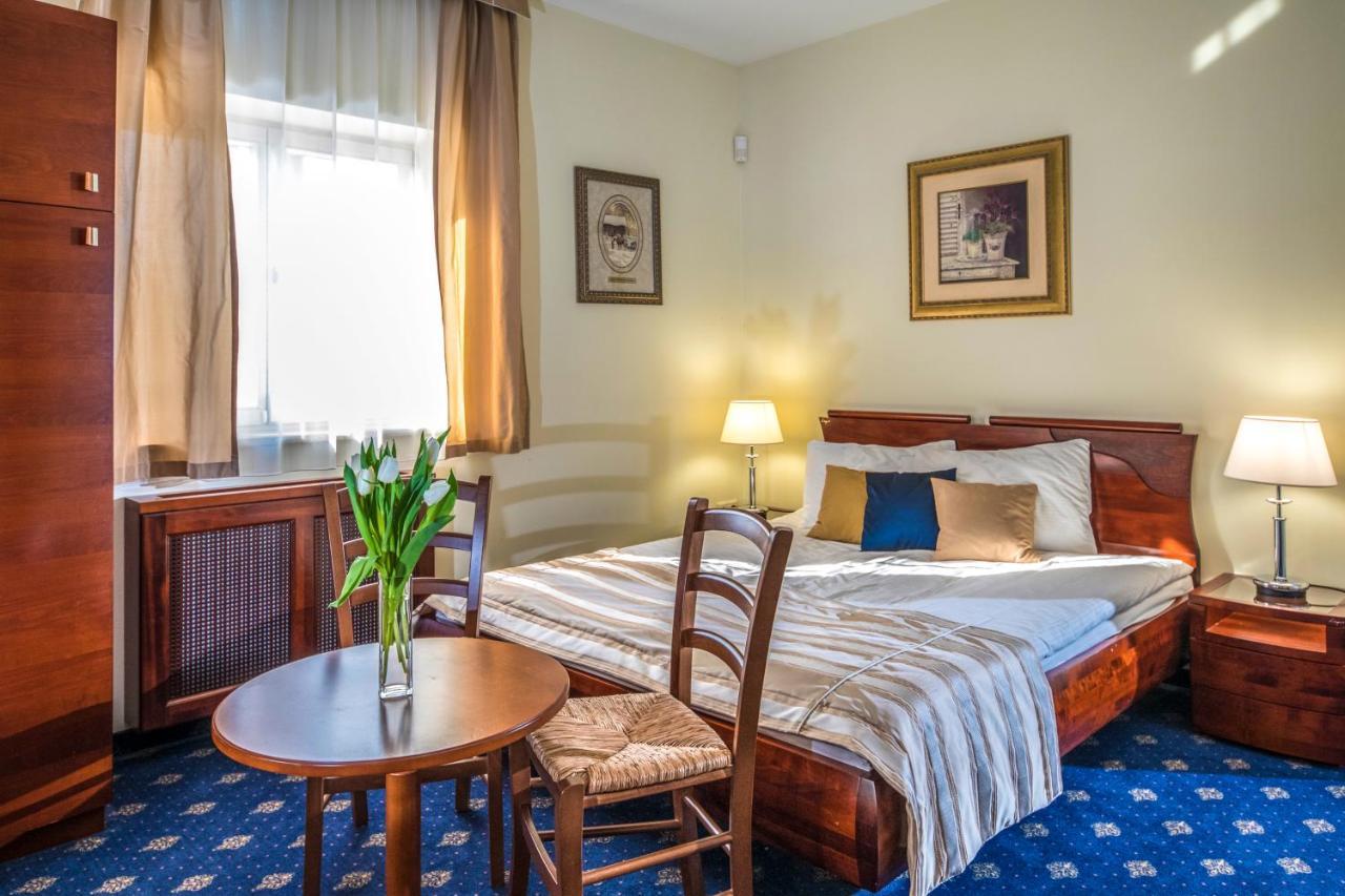 Hotel Forest Hills Zirc Extérieur photo