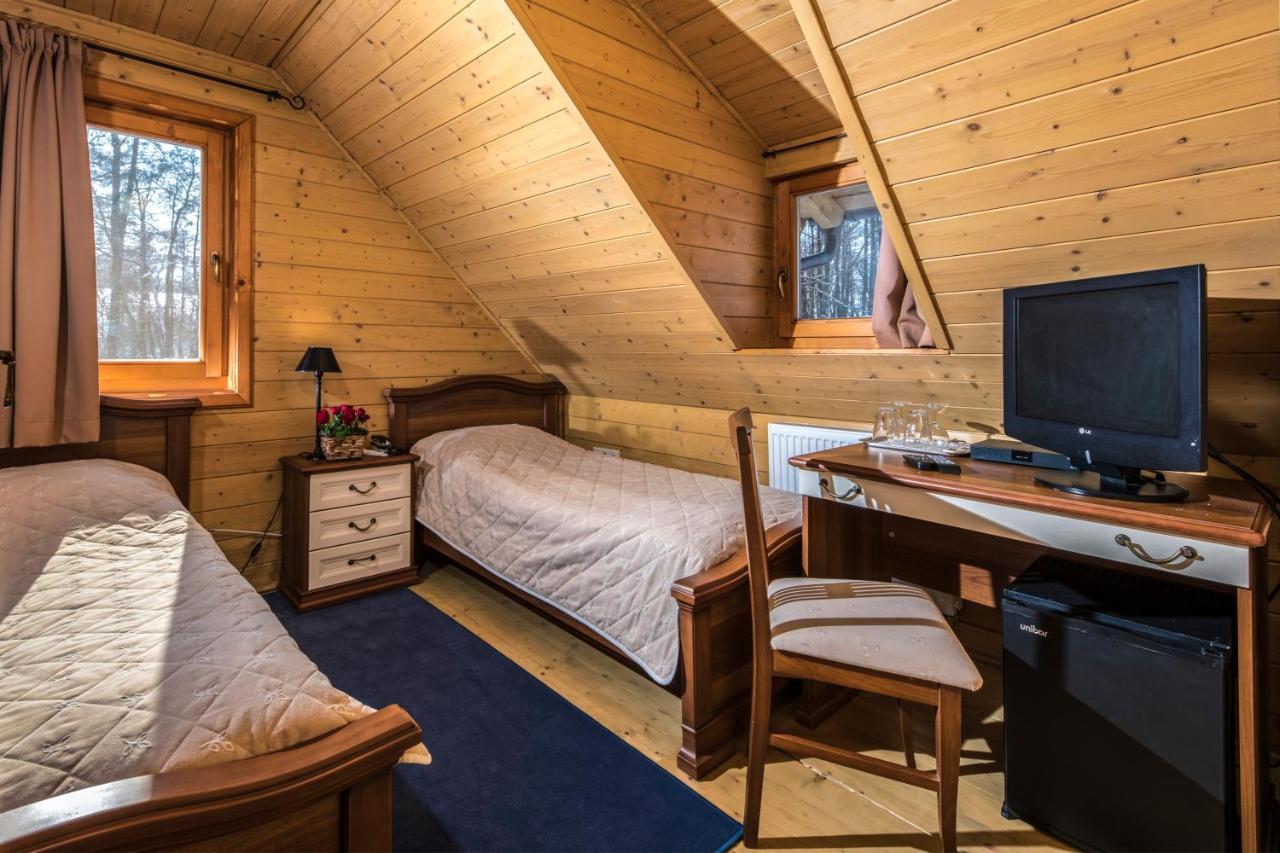 Hotel Forest Hills Zirc Extérieur photo